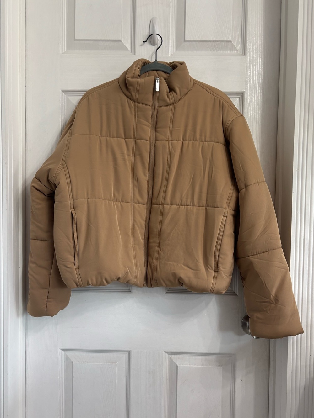 NEW TravisMathew Mont Blanc Puffer Jacket Natural Tan Padded Full Zip Women XL